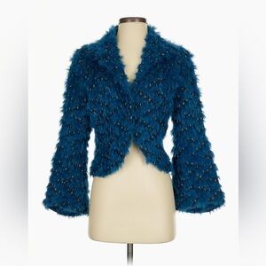 Stunning, Heike Jarick feather cropped jacket, glam!
